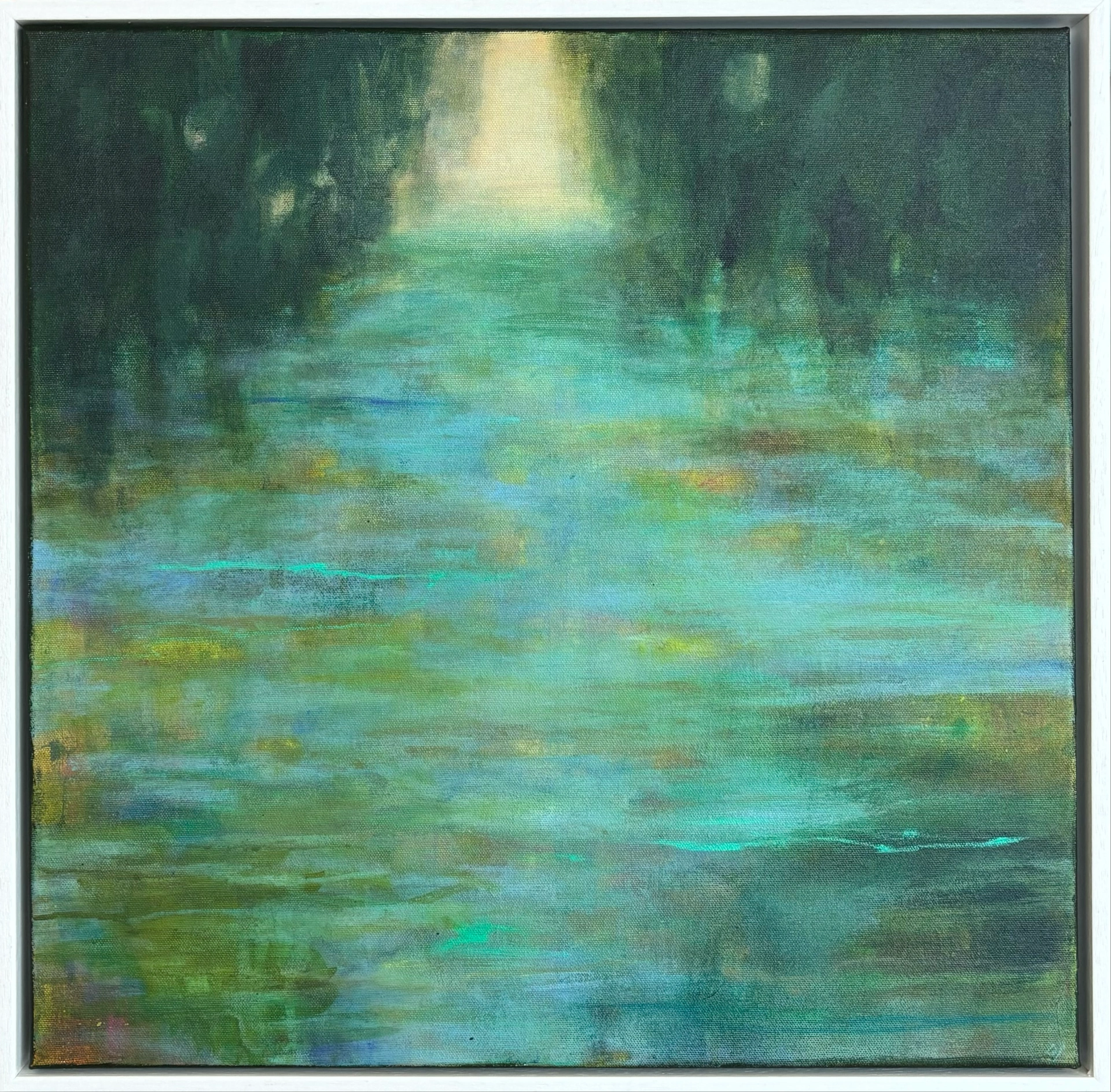 The Quiet Between the Ripples