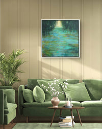 The Quiet Between the Ripples